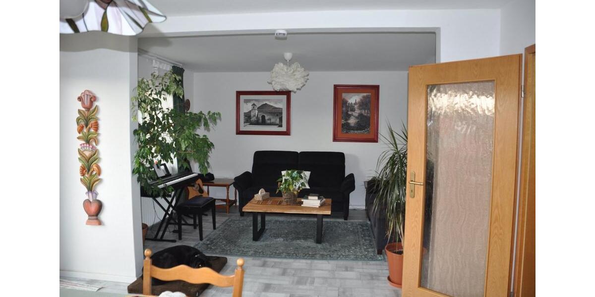 Doppelhaushälfte Braunschweig Wabe-Schunter-Beberbach - 7 Zimmer, 120 m&sup2;, 360.000&euro; | Angebot:25783016