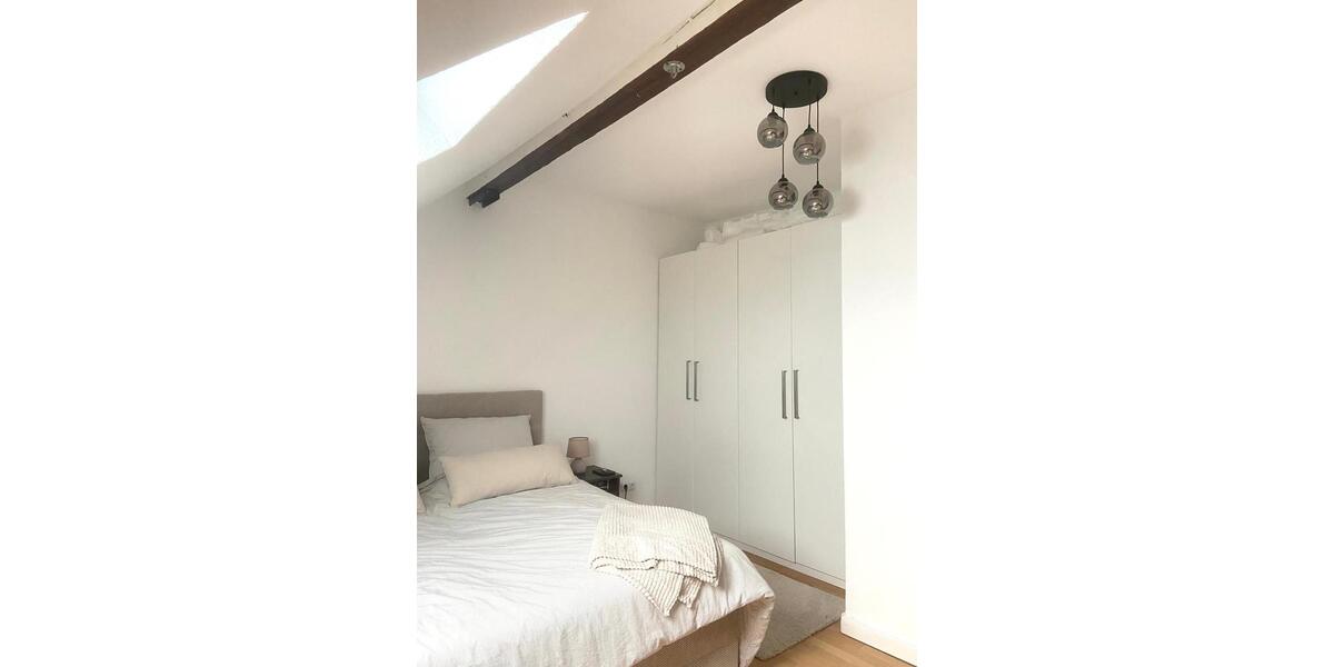 Dachgeschoßwohnung Braunschweig Wabe-Schunter-Beberbach - 2.5 Zimmer, 90 m&sup2;, 810&euro; | Angebot:25232088