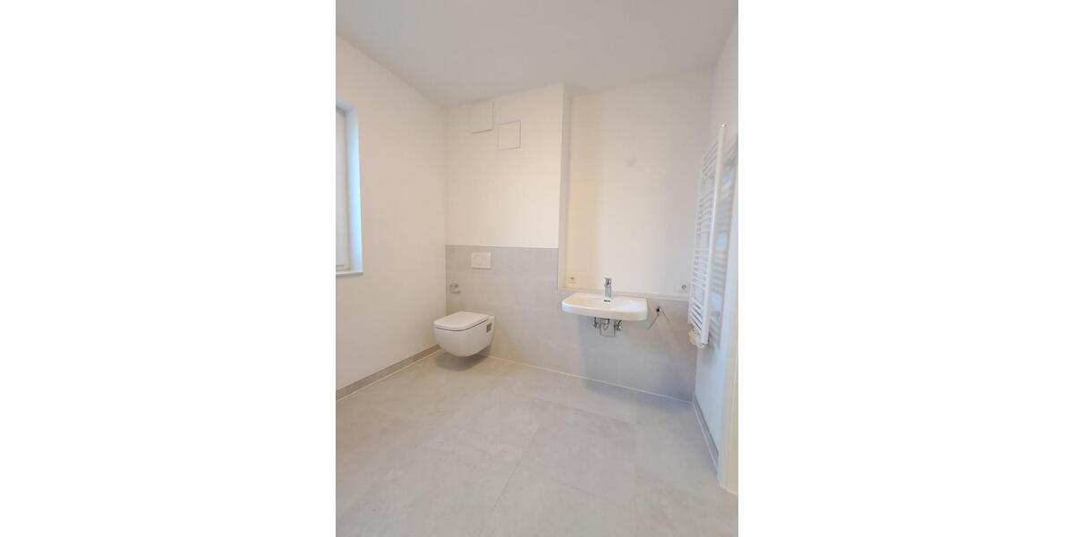 Erdgeschoßwohnung Hildesheim Oststadt/Stadtfeld - 3 Zimmer, 106 m&sup2;, 1.215&euro; | Angebot:24570099