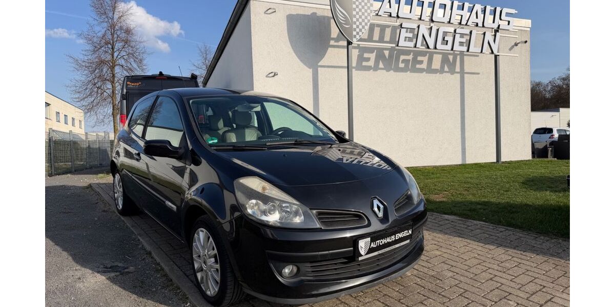 Renault Clio 94.673 km 4.290 &euro; Salzgitter 38229