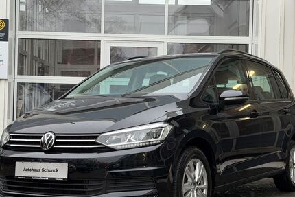VW Touran 39.866 km 26.490 &euro; Braunschweig 38126
