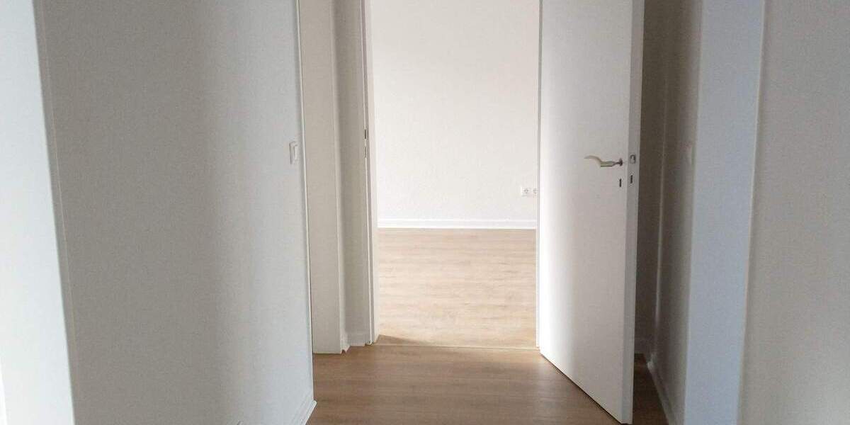 Komplett sanierte 3-Zimmer-Wohnung zu vermieten! 3 zimmer