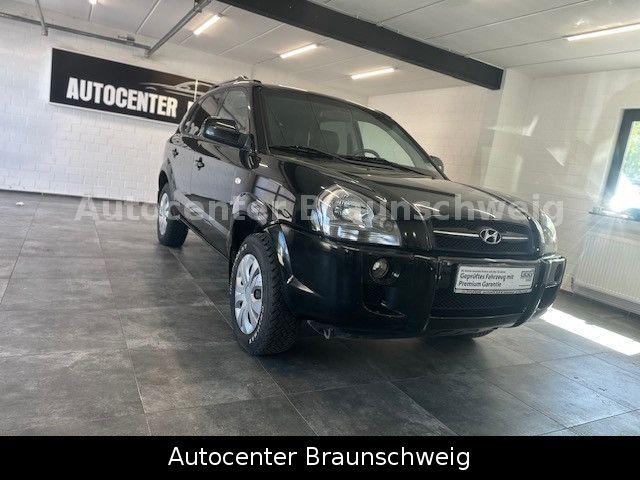 Hyundai TUCSON 168.000 km 3.850 &euro; Braunschweig 38112