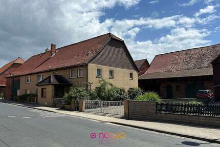 Haus zum Kaufen in Lengede 325.000 € 284.79 m²