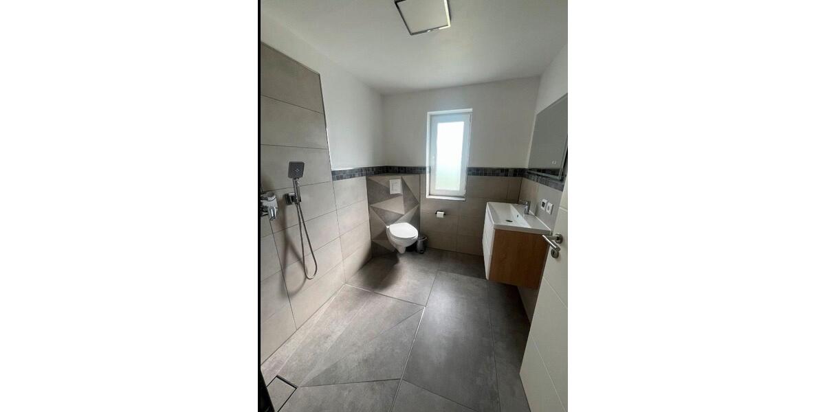 Einfamilienhaus Hohenhameln - 7 Zimmer, 211 m&sup2;, 733.000&euro; | Angebot:26769986