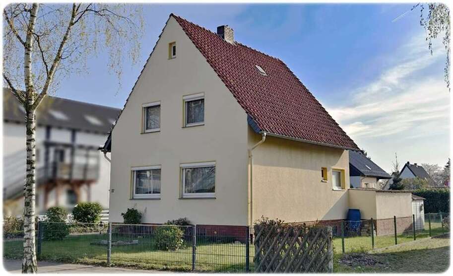 Haus zum Kaufen in Peine 209.000 € 90 m²