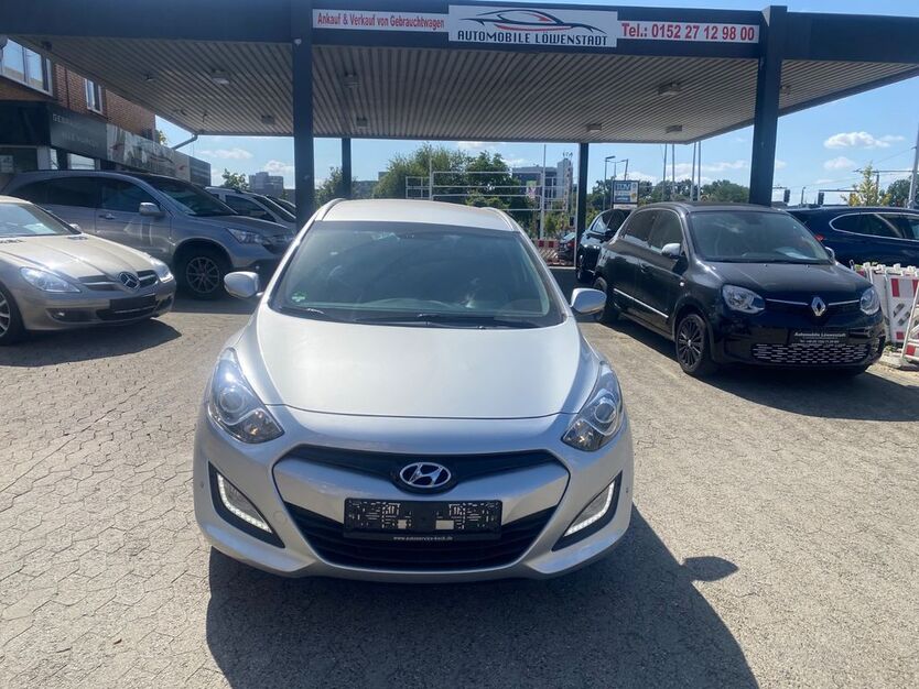 Hyundai i30 157.000 km 7.900 € Braunschweig 38114