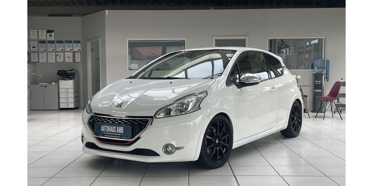 Peugeot 208 110.133 km 7.600 &euro; Braunschweig 38122