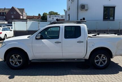 Nissan Navara 179.000 km 8.900 &euro; Salzgitter-Lebenstedt 38226