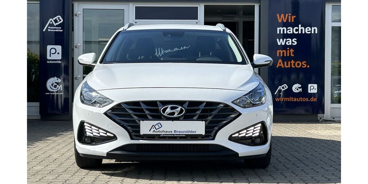 Hyundai i30 124.917 km 17.950 &euro; Salzgitter 38229