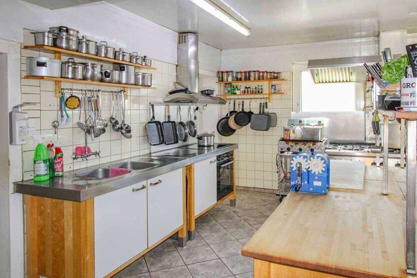 Haus zum Kaufen in Wendeburg 299.000 € 156.07 m²