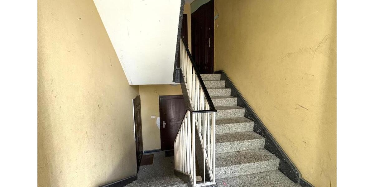 Etagenwohnung Hildesheim Himmelsthür - 9 Zimmer, 218 m&sup2;, 280.000&euro; | Angebot:27258909