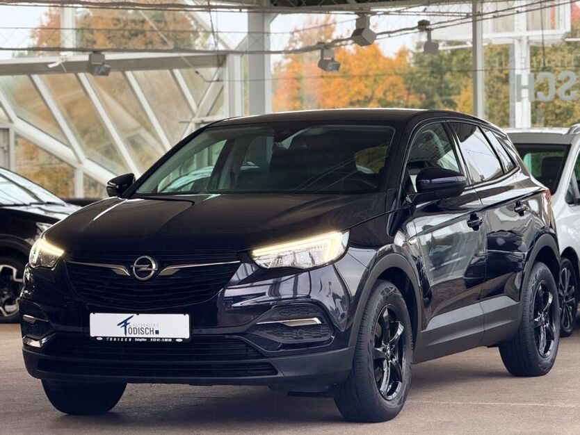 Opel Grandland (X) 94.321 km 13.770 € Salzgitter 38228