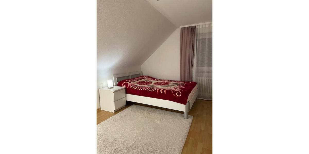 Dachgeschoßwohnung Bad Salzdetfurth - 3 Zimmer, 85 m&sup2;, 750&euro; | Angebot:25198598