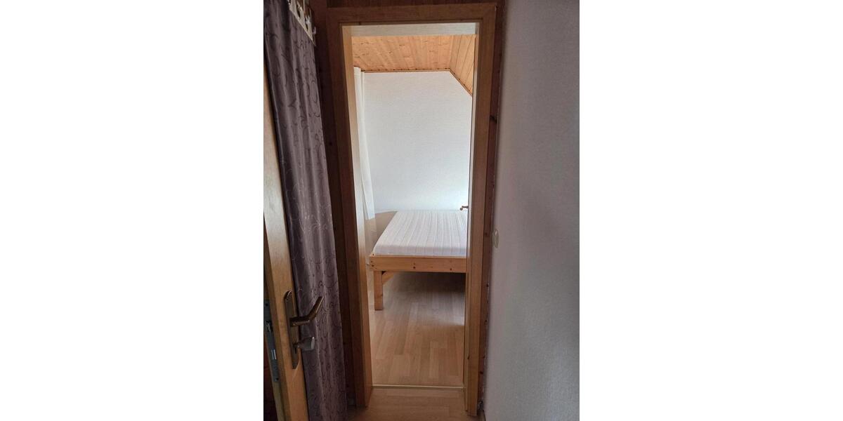 Dachgeschoßwohnung Liebenburg - 1 Zimmer, 45 m&sup2;, 400&euro; | Angebot:26236432