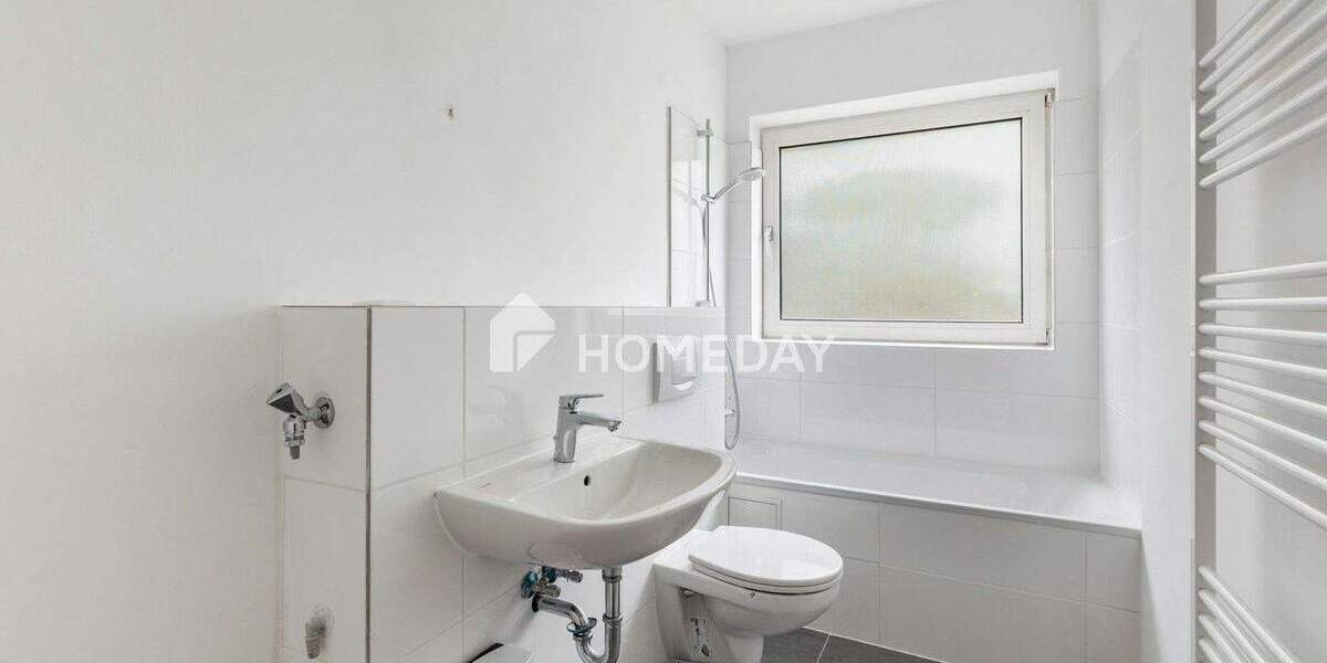 Neu sanierte 3-Zimmer-Wohnung mit überdachtem Balkon in ruhiger Lage 3 zimmer