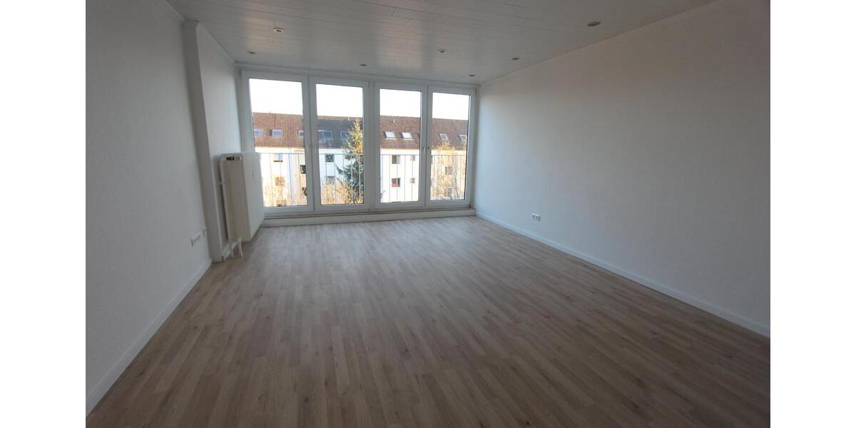 Dachgeschoßwohnung Braunschweig Wabe-Schunter-Beberbach - 3 Zimmer, 56 m&sup2;, 140.000&euro; | Angebot:27226425