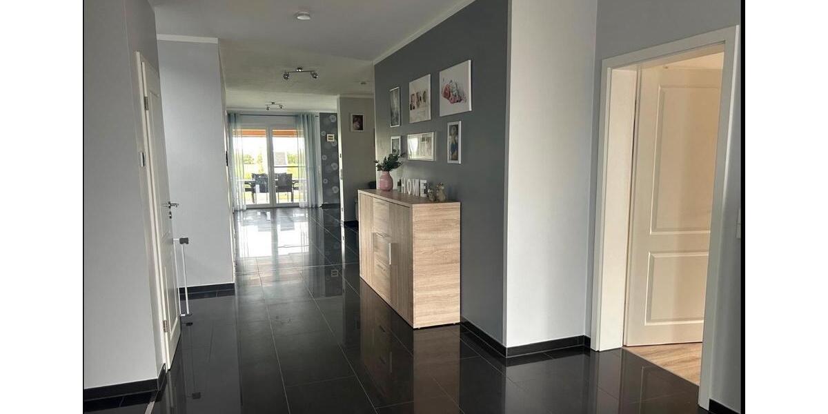Einfamilienhaus Hohenhameln - 7 Zimmer, 211 m&sup2;, 733.000&euro; | Angebot:26769986