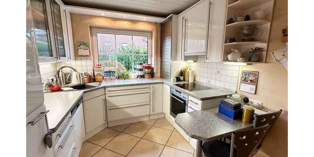 Mehr Raum als gedacht - Doppelhaushälfte mit 2 Carports, ausgebautem Spitzboden & Südwestterrasse 5 zimmer