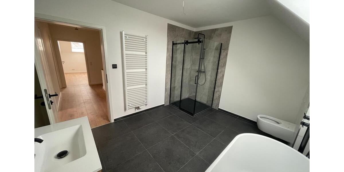 Doppelhaushälfte Lengede - 5 Zimmer, 155 m&sup2;, 1.600&euro; | Angebot:26197208