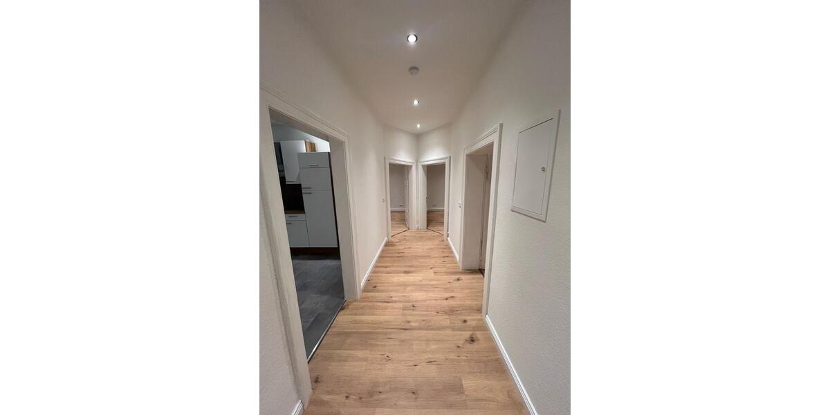 Dachgeschoßwohnung Peine - 3 Zimmer, 70 m&sup2;, 770&euro; | Angebot:26549366