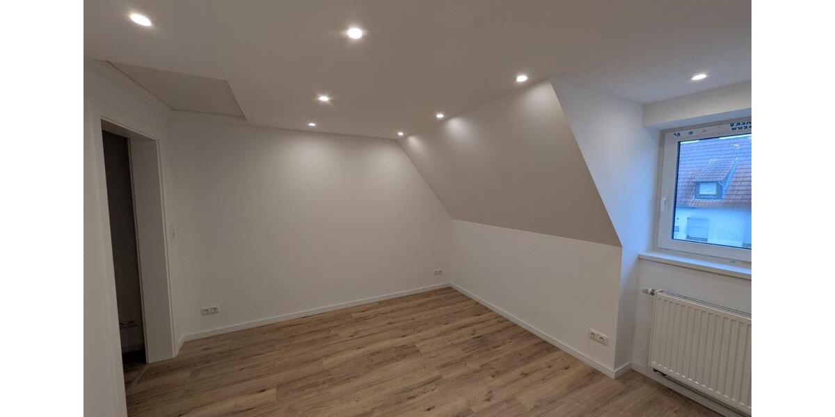 Schönes, renoviertes Häuschen für Single, Paar, kleine Familie 3 zimmer