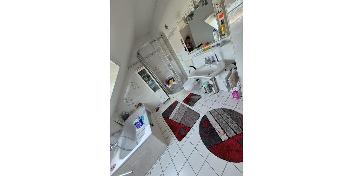 Mehrfamilienhaus, Wohnhaus Bad Salzdetfurth - 9 Zimmer, 160 m&sup2;, 260.000&euro; | Angebot:27203170