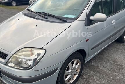 Renault Scenic 179.615 km 1.300 € Salzgitter 38259