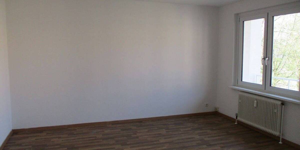 Etagenwohnung Salzgitter Lebenstedt - 3 Zimmer, 74 m&sup2;, 425&euro; | Angebot:26307123