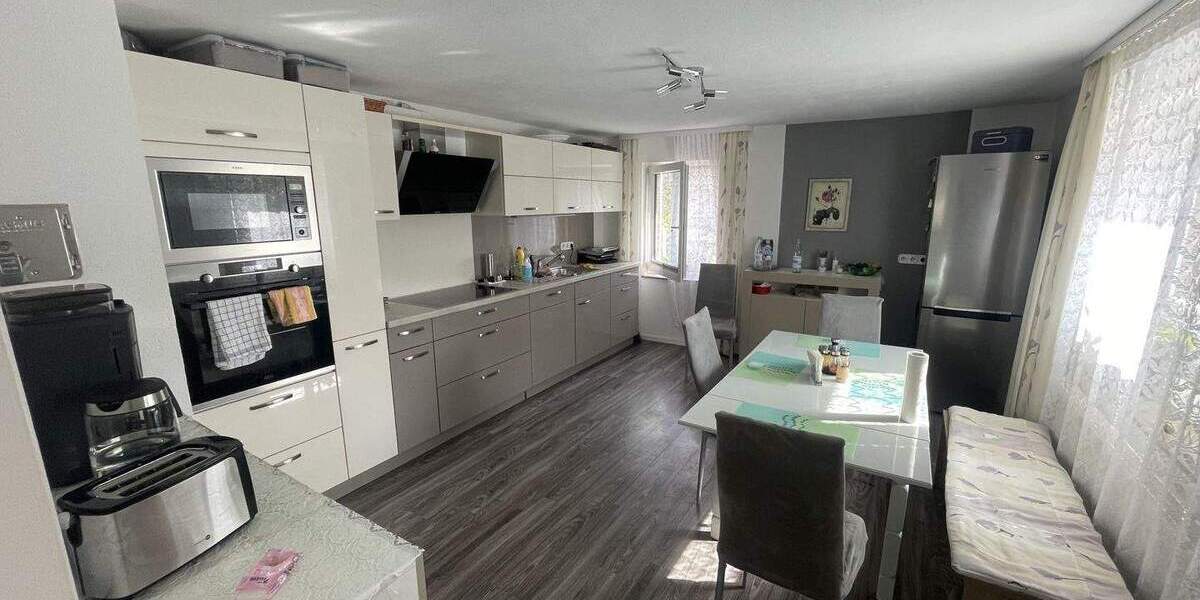 1-2 Familienhaus mit viel Potential 1 zimmer