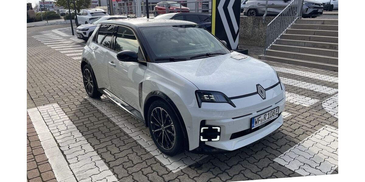 Renault R 5 2.781 km 31.790 € Wolfenbüttel 38304