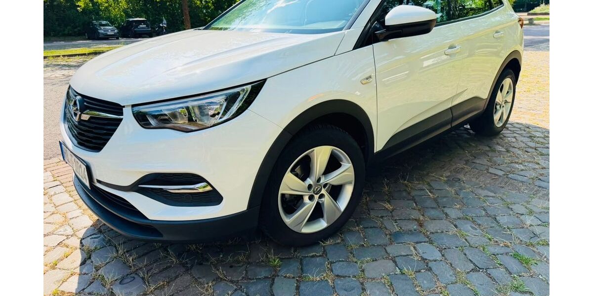 Opel Grandland (X) 65.000 km 11.700 &euro; Hildesheim 31141