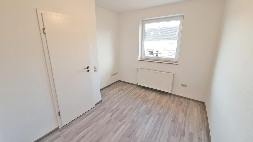 Reihenhaus Peine - 4 Zimmer, 100 m&sup2;, 1.035&euro; | Angebot:24960910