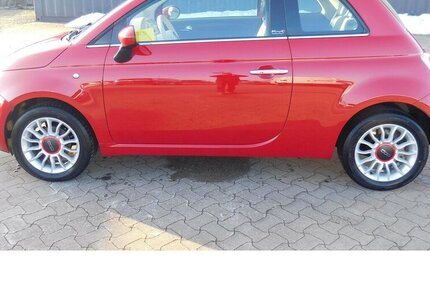 Fiat 500 1.0 Lounge Radio CD 4 Trg Klima Sonnendach 76.800 km 7.390 &euro; Vordorf 38533