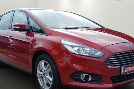 Ford S-Max 148.246 km 13.490 € Wolfenbüttel-Halchter 38304