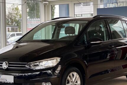 VW Touran 83.265 km 22.870 &euro; Salzgitter 38228