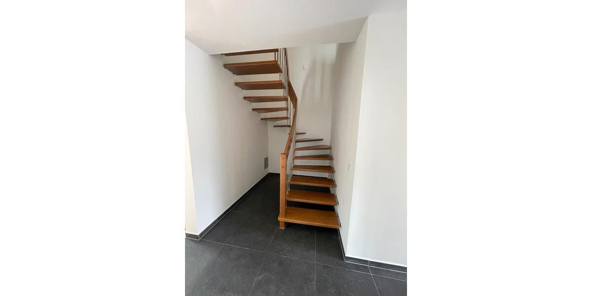 Doppelhaushälfte Lengede - 5 Zimmer, 155 m&sup2;, 1.600&euro; | Angebot:26197208