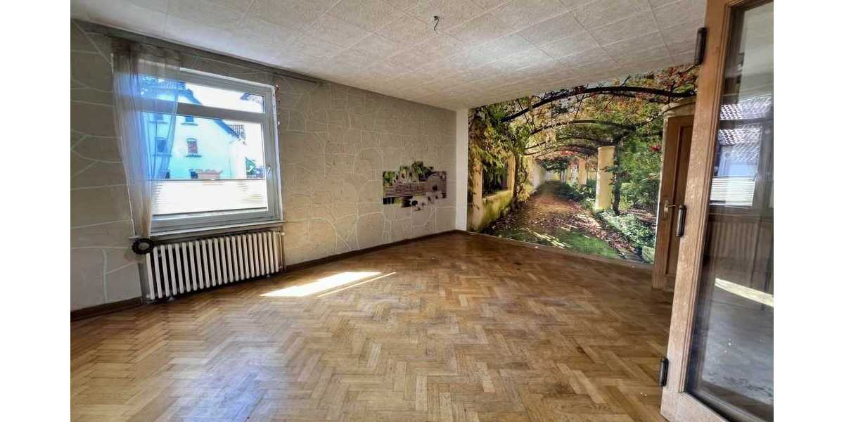 Saniertes Objekt mit großer Scheune 9 zimmer