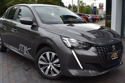 Peugeot 208 11.445 km 13.990 &euro; Braunschweig 38114