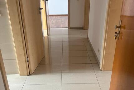 Sonnige, kernsanierte 3-Zimmer-Wohnung mit Balkon am See 3 zimmer