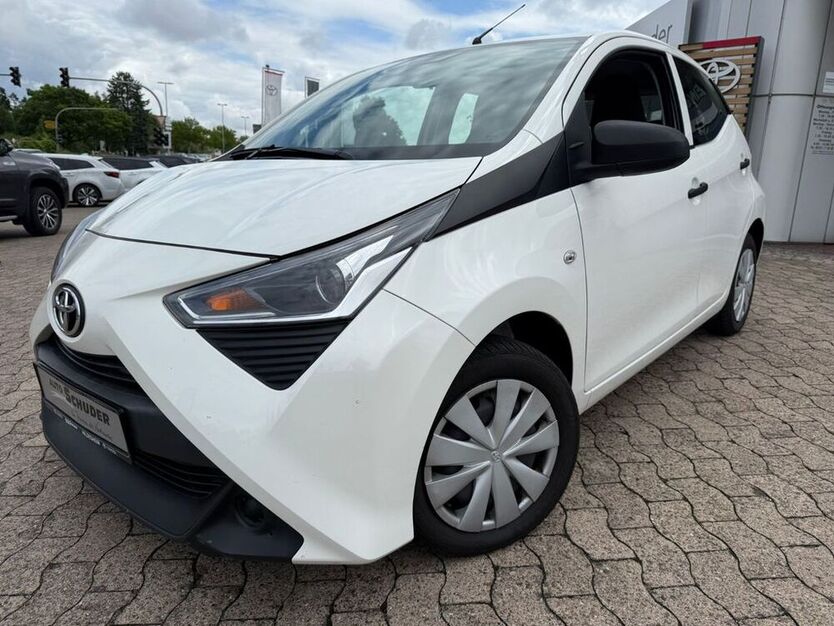 Aygo (X)