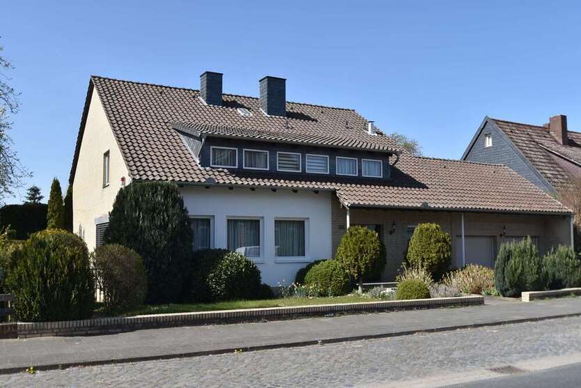 Haus zum Kaufen in Hildesheim 470.000 € 218 m²