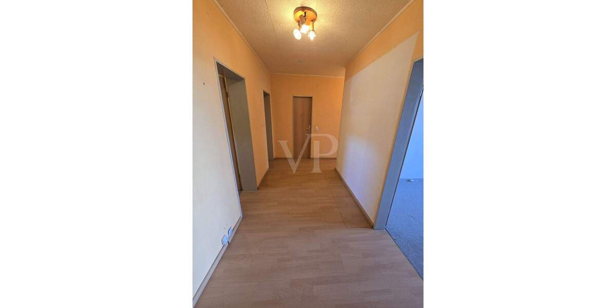 Gut geschnittene 3-Zi. ETW mit separatem WC und Loggia 3 zimmer