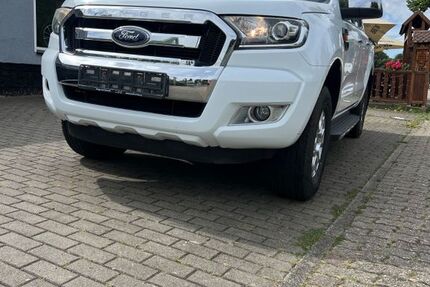 Ford Ranger 203.000 km 13.990 &euro; Salzgitter 38259
