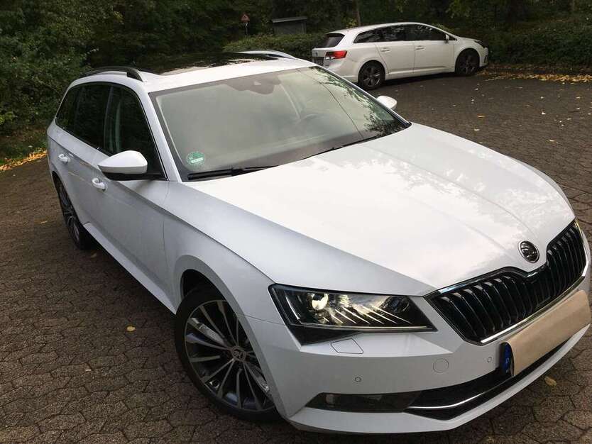 Skoda Superb 84.000 km 22.500 € Hildesheim 31139