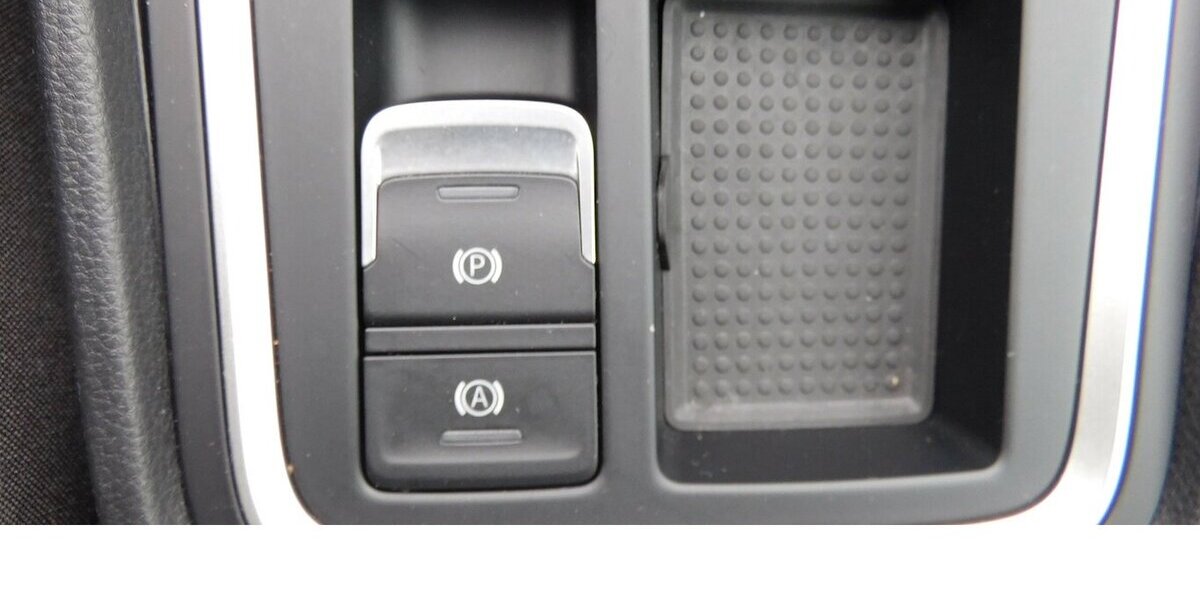 Seat Ateca 1.5 Style TSI BMT Navi Klima Alu 30.400 km 21.690 &euro; Vordorf 38533