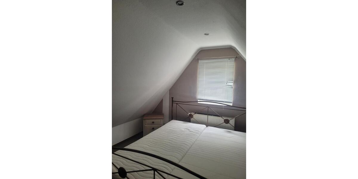 Gemütliche 2,5-Zimmer-Wohnung, teilmöbliert 2.5 zimmer