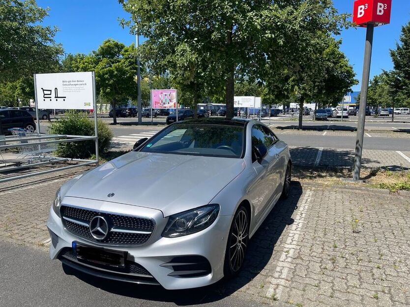 E 300