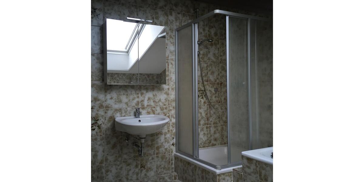 Dachgeschoßwohnung Salzgitter Ortschaft Südost - 3 Zimmer, 63 m&sup2;, 105.000&euro; | Angebot:26236315