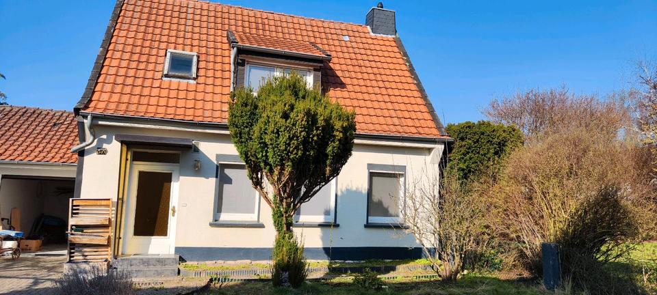 Einfamilienhaus Braunschweig Heidberg-Melverode - 2.5 Zimmer, 80 m&sup2;, 1.000&euro; | Angebot:25850641